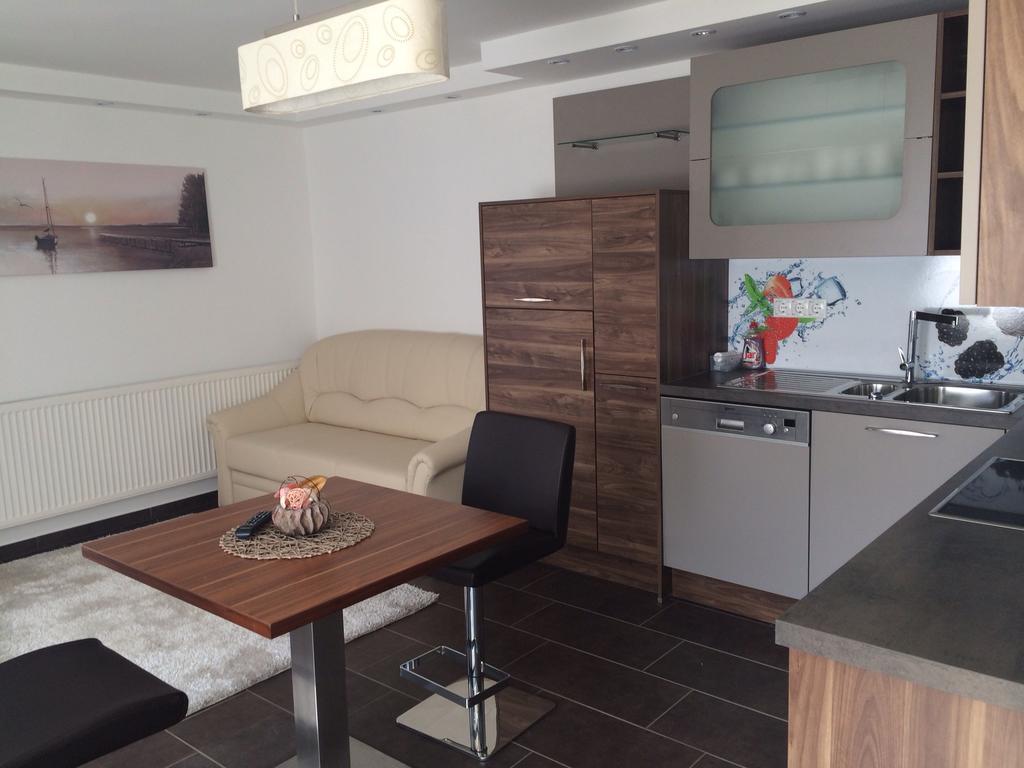 Leiner Apartman Hévíz Стая снимка